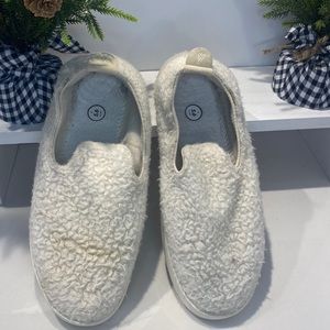 Allbirds Wool Lounge Fluffs Cream White Slip On Shoes